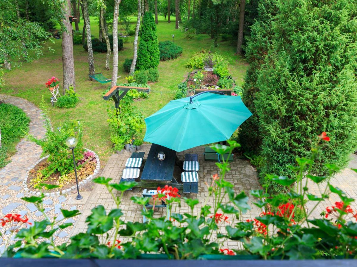 Lovely Apartment In Rusko With Pool Garden Darlowo Luaran gambar