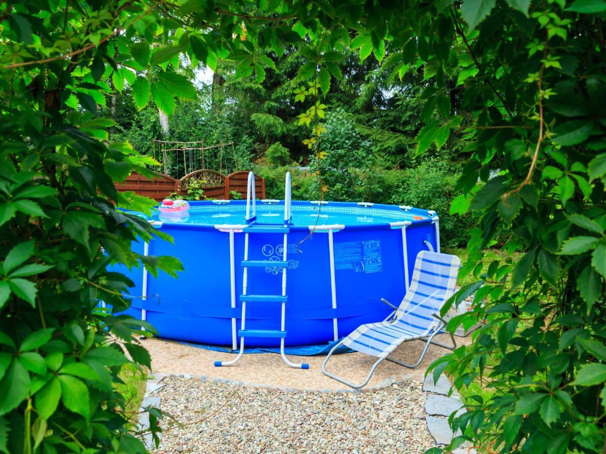 Lovely Apartment In Rusko With Pool Garden Darlowo Luaran gambar